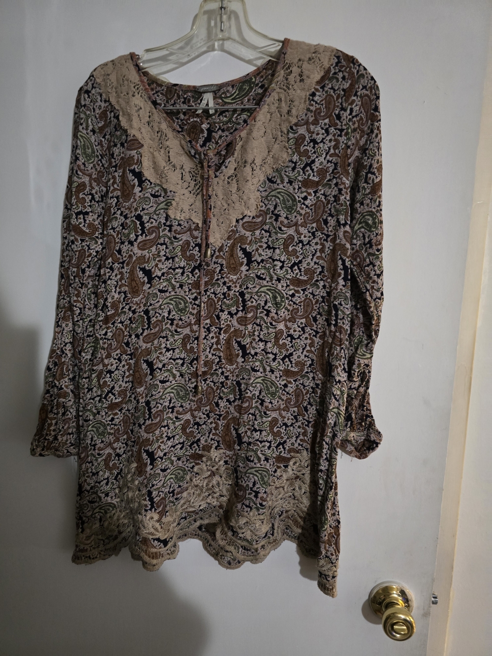 BKE Paisley Lace-Trim Tunic in Brown, Green and Cream